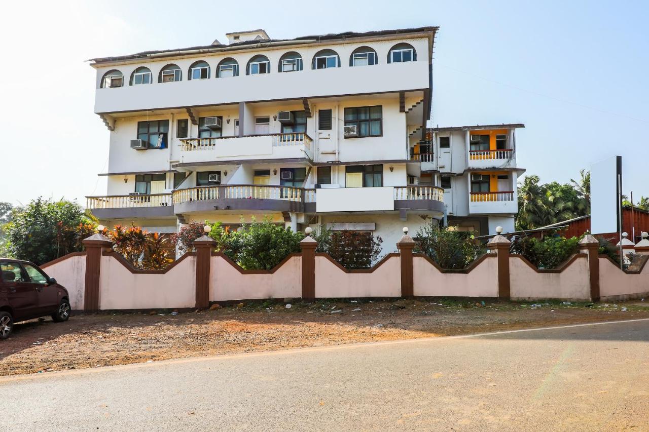 SPOT ON 37412 Hotel Priti International Mapusa Exterior foto